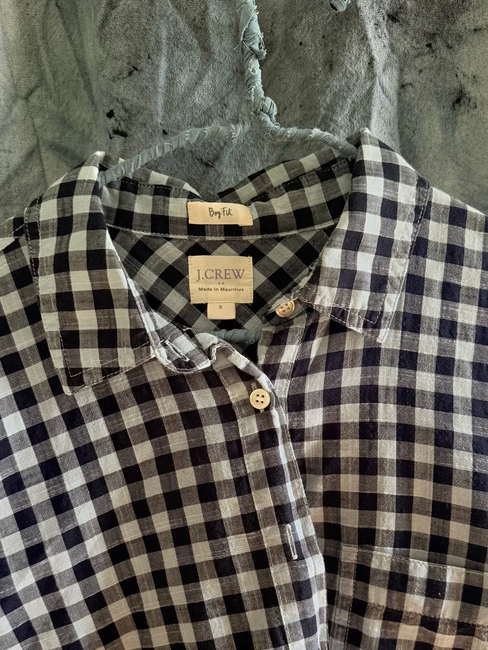 Cropped Short Sleeve Black & White Check Button-Up Shirt.